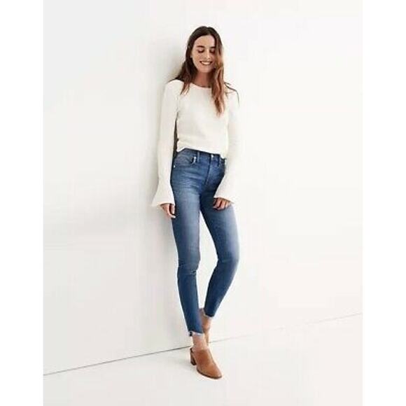 Madewell 23 10" High-Rise Skinny Jeans: Cutout Tulip Hem Edition - Picture 3 of 5
